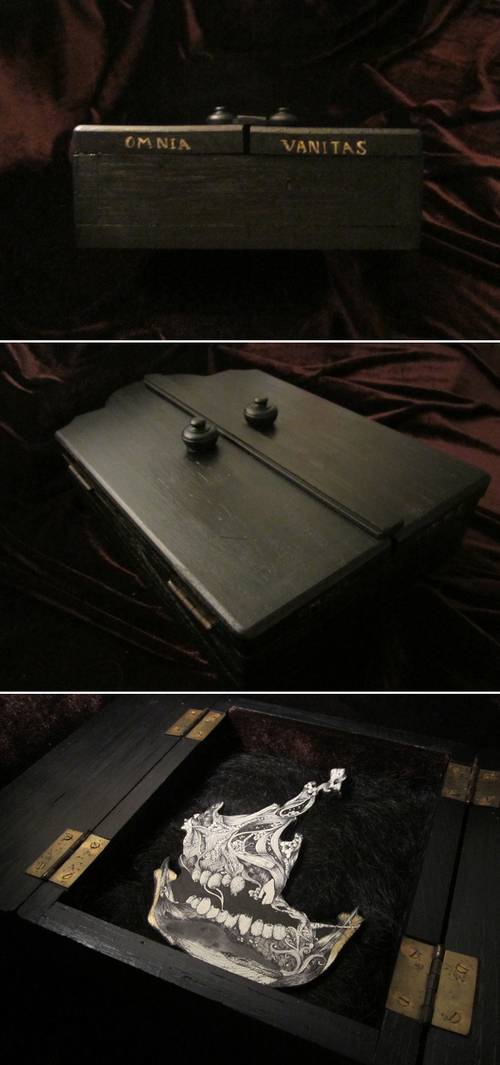 Omnia Vanitas cabinet, Meyoko